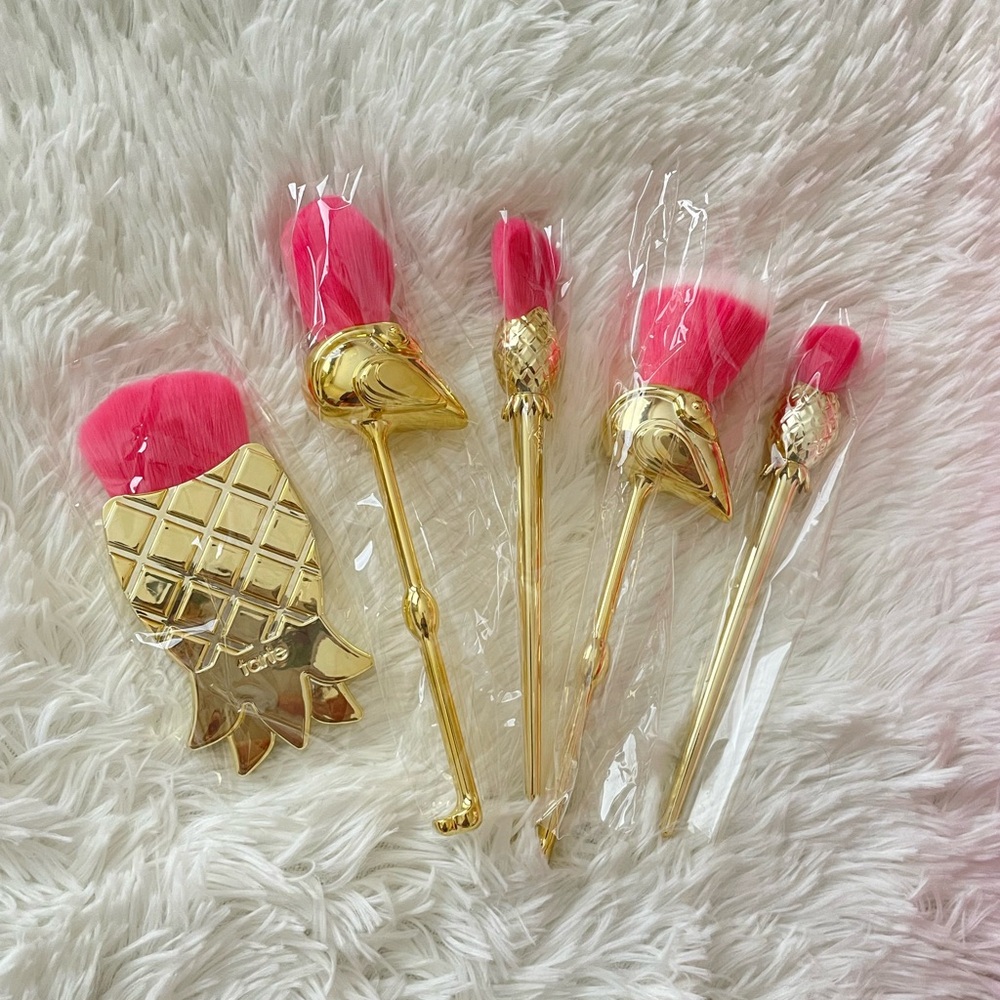 5-Pc. Let's Flamingle Brush Set